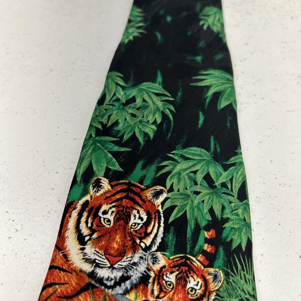 Art Impressions Gallery Tiger & Cub 100% Silk Necktie‎ Green Men's Tie